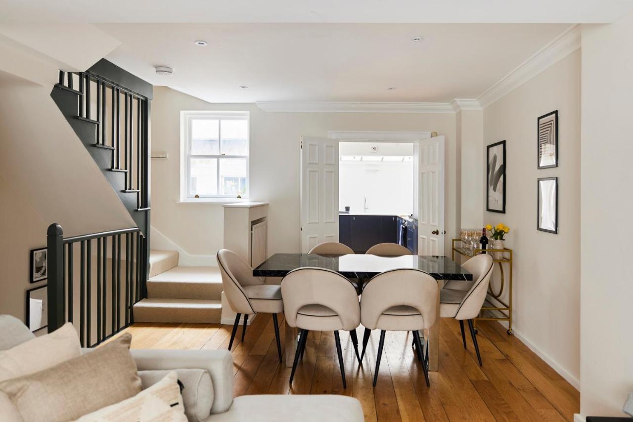 The South Kensington Wonder - Trendy 3Bdr House With Garden Apartment ลอนดอน ภายนอก รูปภาพ