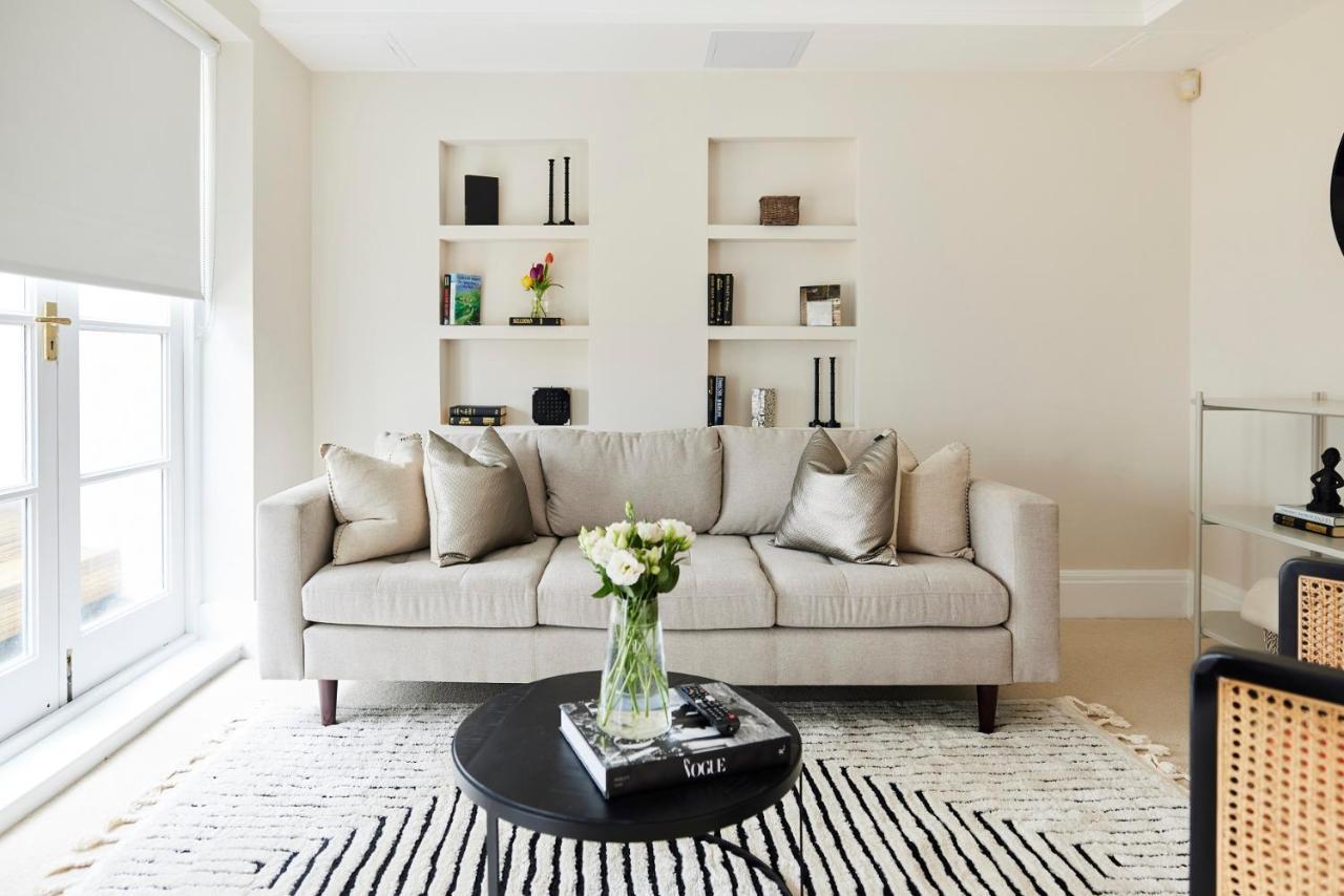 The South Kensington Wonder - Trendy 3Bdr House With Garden Apartment ลอนดอน ภายนอก รูปภาพ