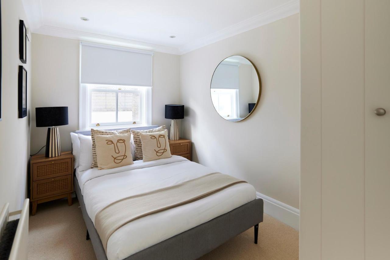 The South Kensington Wonder - Trendy 3Bdr House With Garden Apartment ลอนดอน ภายนอก รูปภาพ
